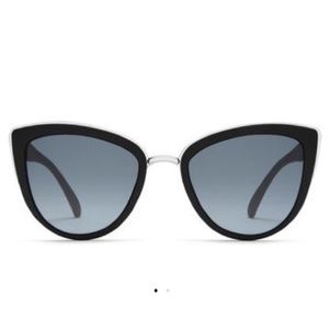 NWT Quay Australia My Girl Sunglasses